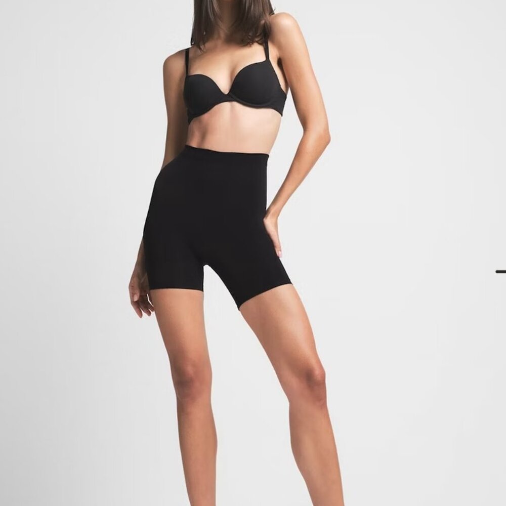 New SKIMS Seamless Sculpt Mid Waist-Mid Thigh Short BO-SHO-3363  Onyx XS